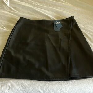 Hollister Faux leather skirt